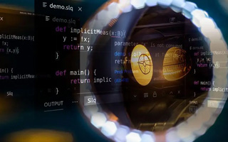 清镇 api php源码,下载的php源码怎么运行呢？